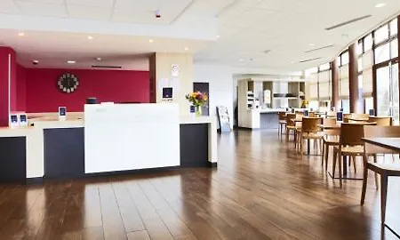 Kyriad 2* Вири-Шатийон